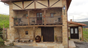 Casa rural con viñedo en Cantabria Bodegas Vidular